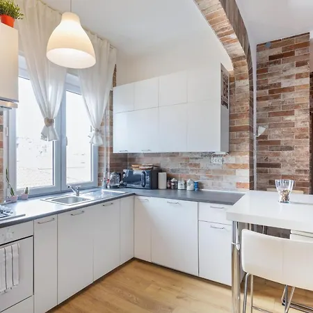 Queen East Appartement *